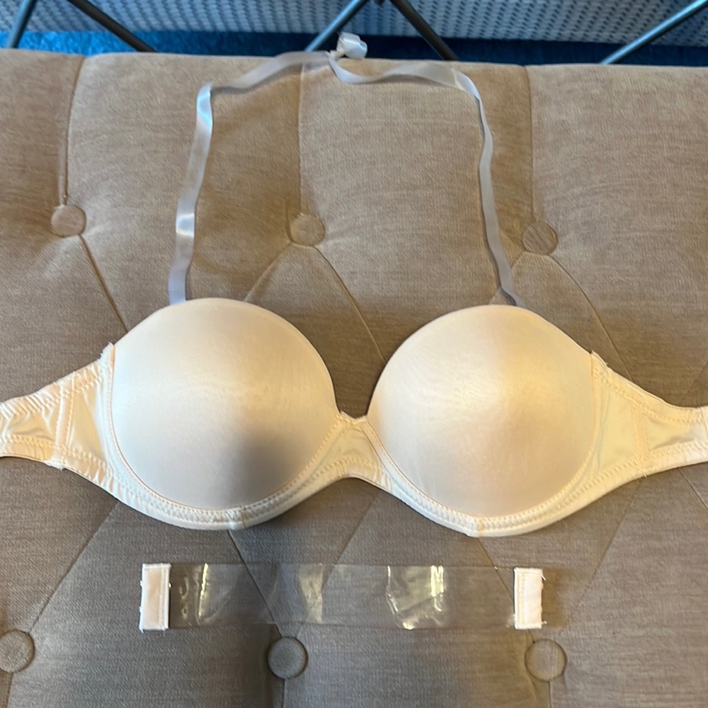 Women’s Strapless Convertible Bra - Cream